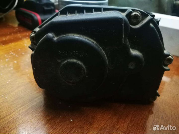 Дросельная заслонка