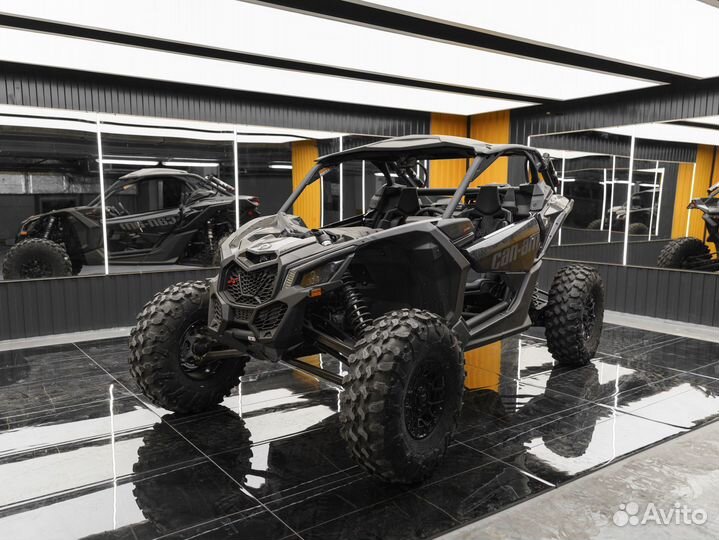 Багги BRP Can-Am Maverick X RS turbo RR smart shox