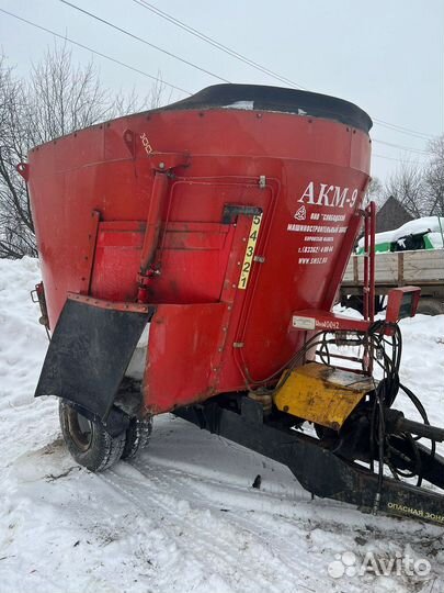 Кормораздатчик Слободской машиностроительный завод АКМ-9, 2012