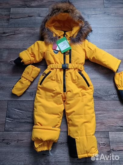 Зимний комбинезон 116-122 новый