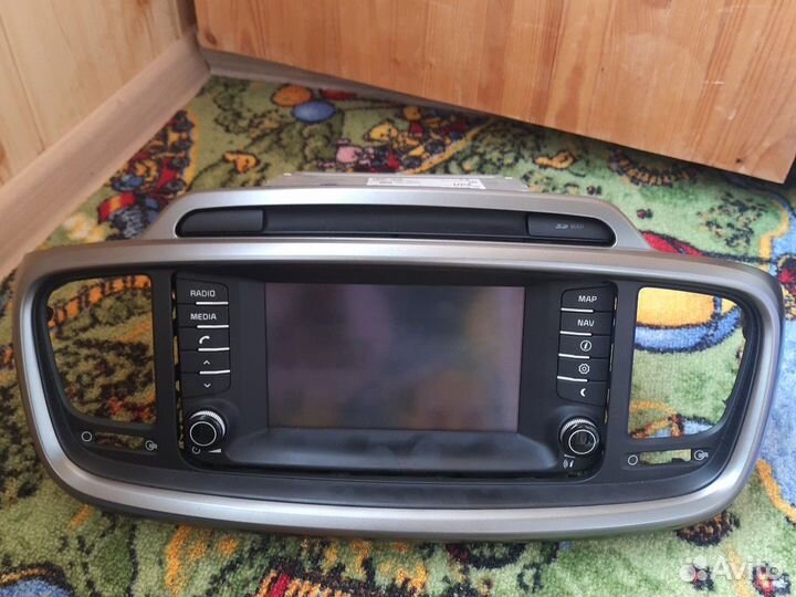 Штатная навигационная система на киа Соренто Прайм