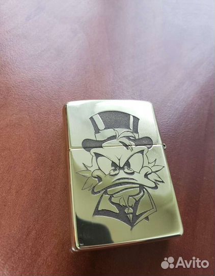 Зажигалка zippo с гравировкой Скрудж Макдак