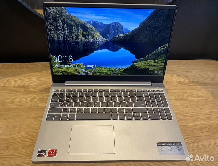 Ноутбук Lenovo Ryzen5/Vega8/8ram/256ssd