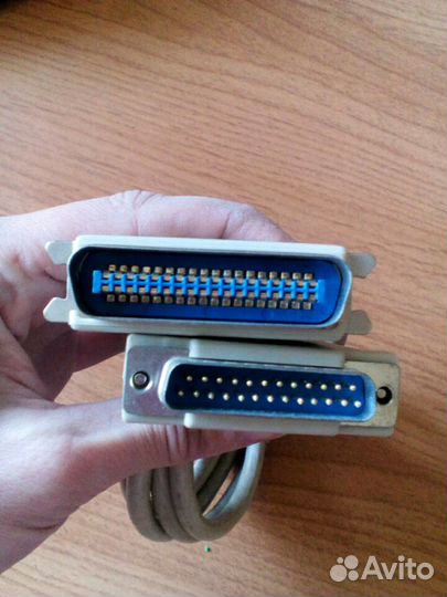 Разные компьютерные адаптеры и кабеля