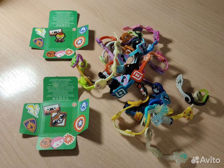 Скрепыши,бравлы,завры,карточки миньоны,начивки