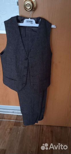 Школьный костюм