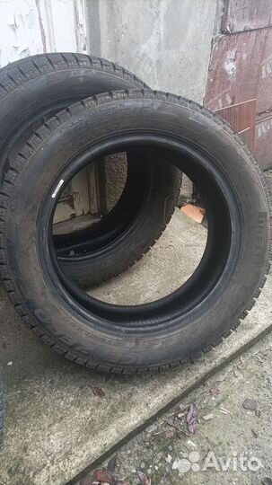 Pirelli Ice Zero 205/55 R16