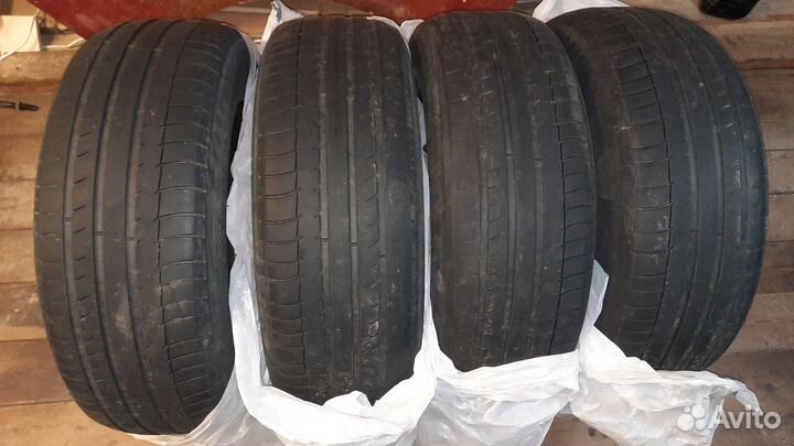 Michelin Latitude Sport 235/65 R17