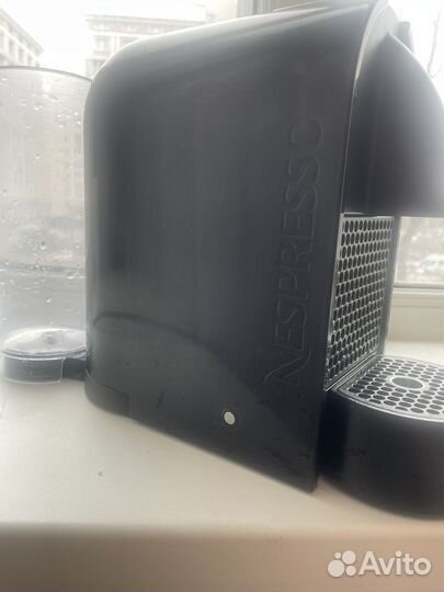 Nesspresso Капсульная кофемашина с капучинатором