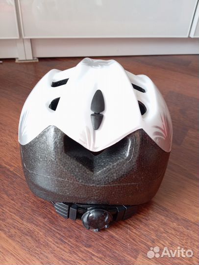 Шлем для роликов и велосипеда