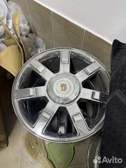 Диски на Cadillac escalade r22