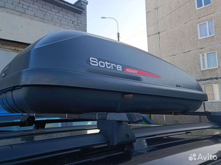 Багажник бокс с поперечинами на крышу автомобиля