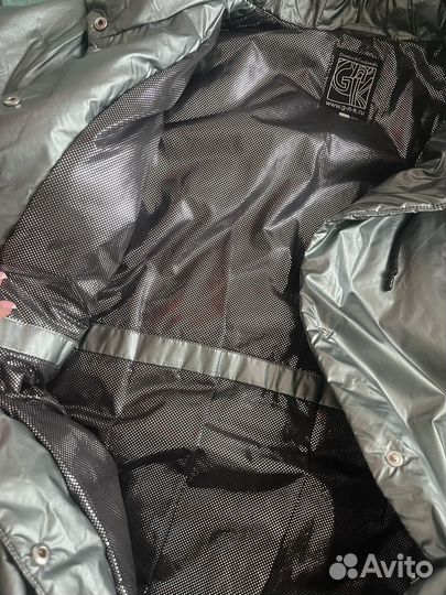 Куртка ветровка женская