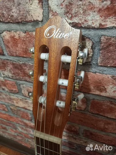 Гиталеле olive U400G с чехлом