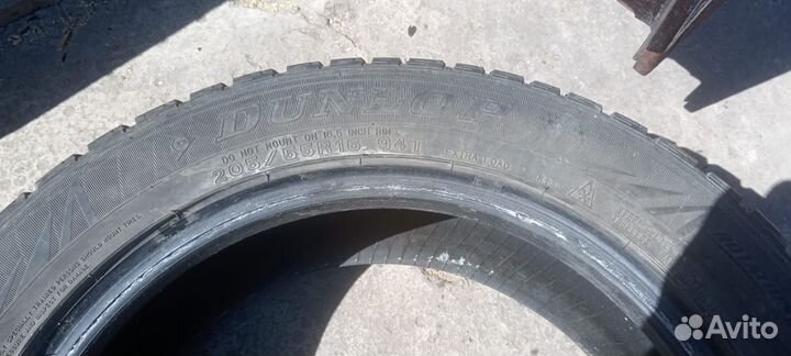 Dunlop SP Winter Ice 02 205/55 R16