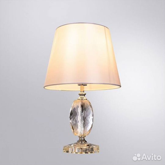 Настольная лампа декоративная Arte Lamp Azalia A40