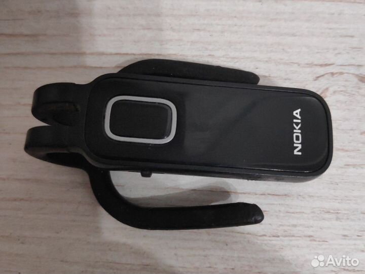 Гарнитура Nokia BH-212