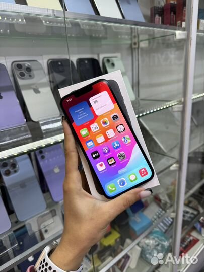 iPhone 13, 256 ГБ