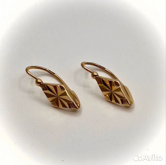 Золотые серьги
