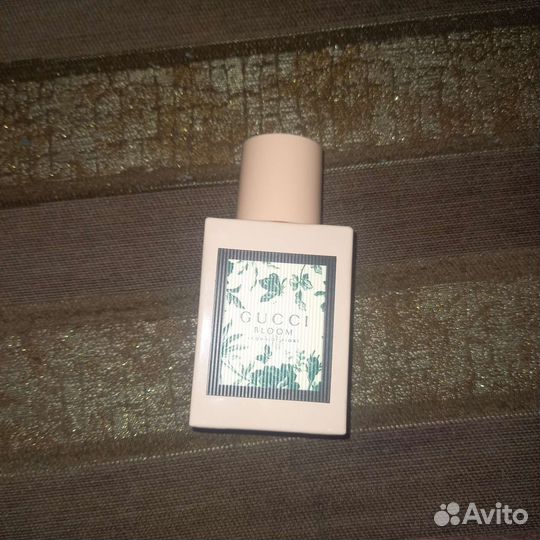 Духи женские gucci