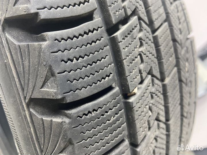 Nexen Winguard Ice 215/60 R16