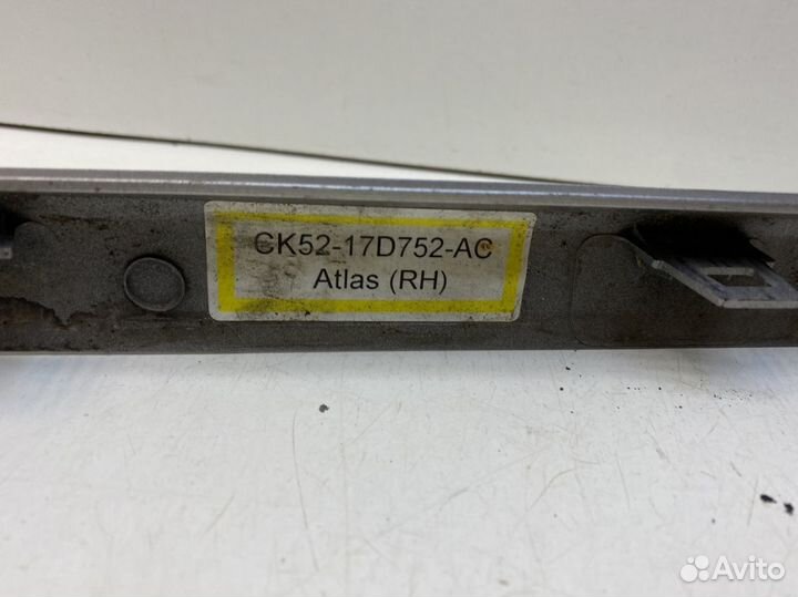 Накладка заднего бампера правая Range Rover 4