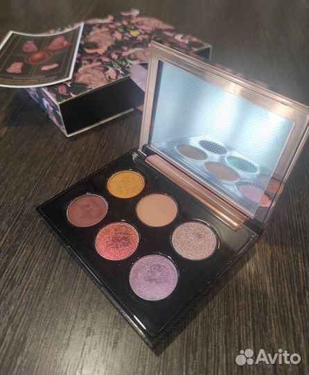 Tammy tanuka Импозантный респектабельный медведь