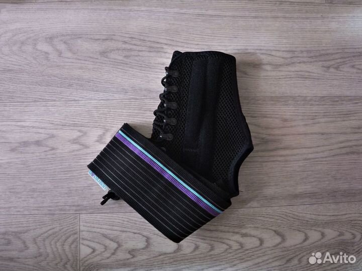 Бандаж на голеностопный сустав. Размер М