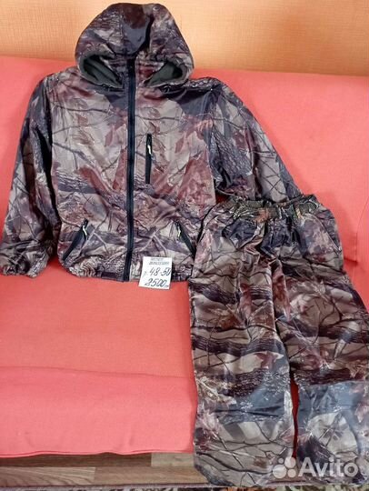 Демисезонные костюмы