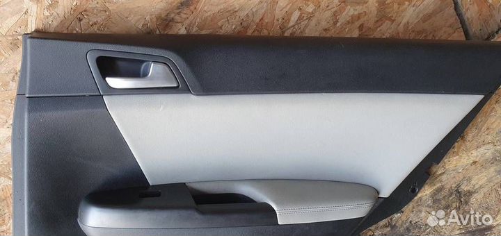Обшивка двери задней правой Kia Sportage 2016-2021