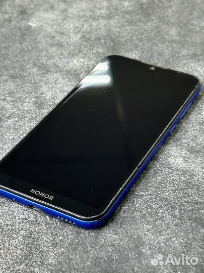 Honor 8s (2/32Gb) Синий