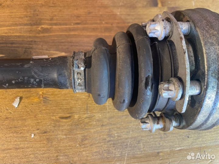 Привод задний полуось шруз задний Bmw X1 E84