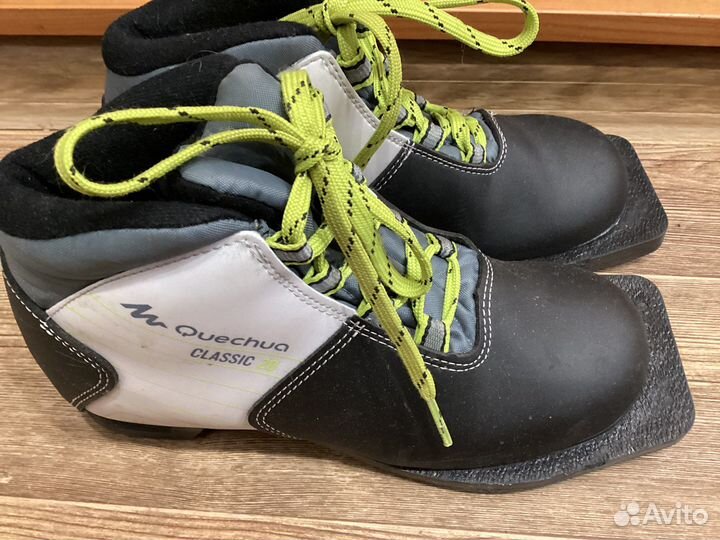 Лыжные ботинки