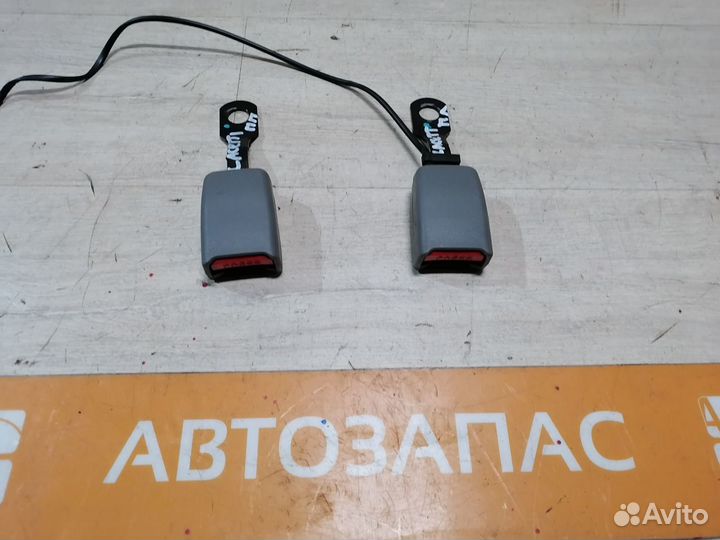 Ремень безопасности задний замок Chevrolet Lacetti