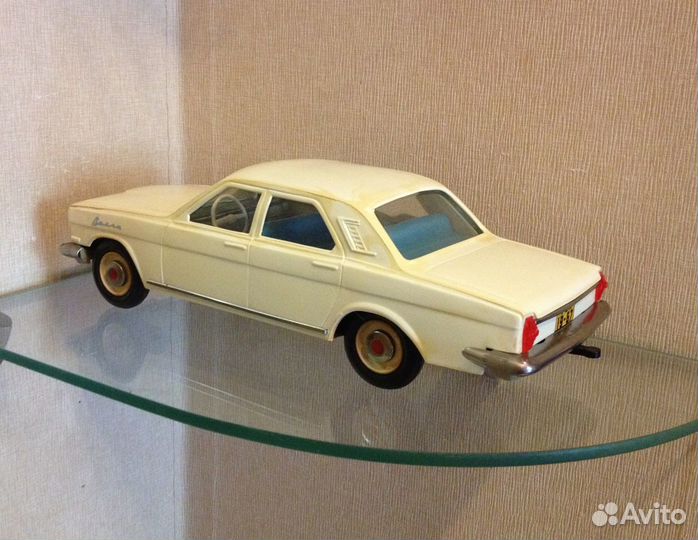 Модель Волга газ-24 электромеханическая, 1970-е