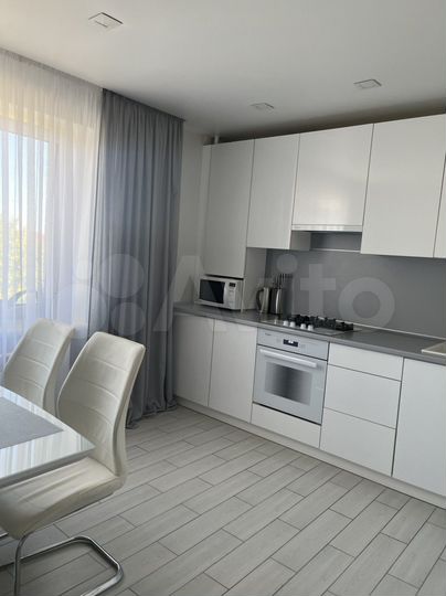 2-к. квартира, 68,3 м², 4/5 эт.