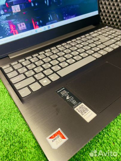 Ноутбук Lenovo A6/8Gb/SSD256/R530 2Gb