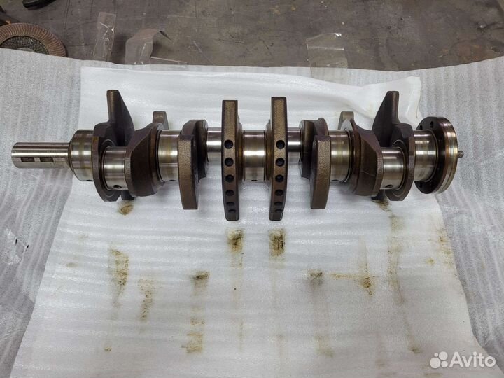 Коленвал Peugeot 407 EW10A 2 литра 140 л.с