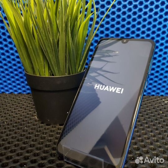 HUAWEI Y7 (2019), 3/32 ГБ