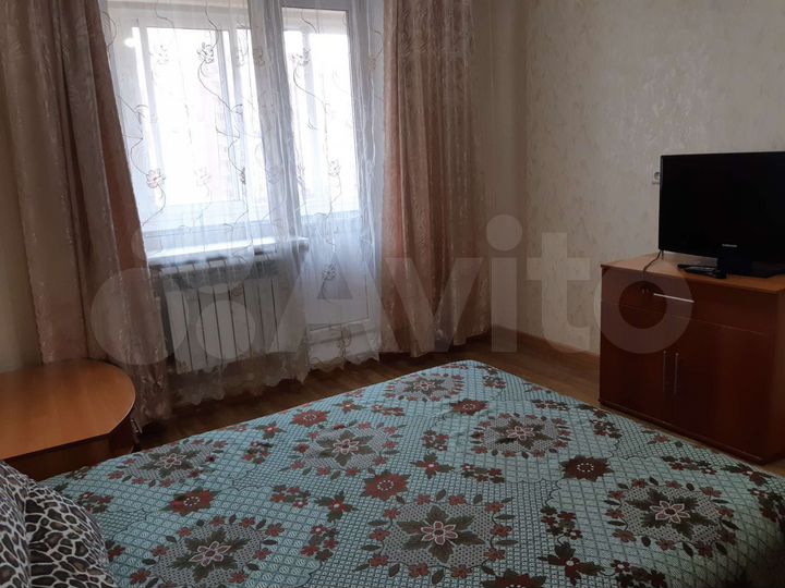 2-к. квартира, 42 м², 7/10 эт.