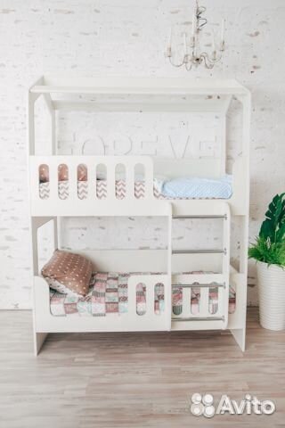 Детская двухярусная кровать