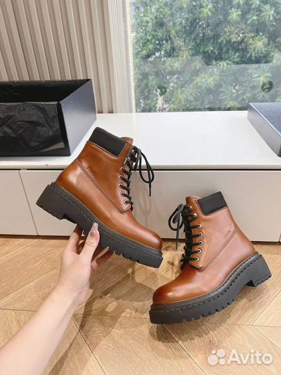 Женские ботинки Prada натуральная кожа