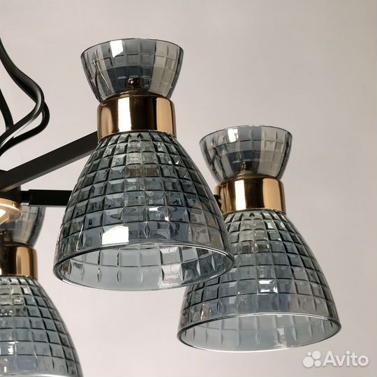 Шикарный потолочный светильник Дэла De City бу