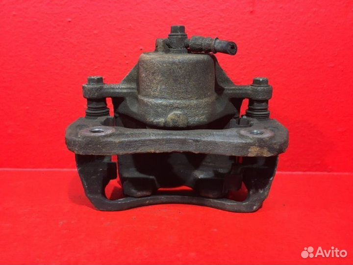 Суппорт передний левый Hyundai Sonata NF G4KC 2007