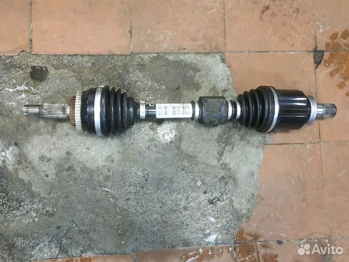 Полуось передняя левая Geely Coolray