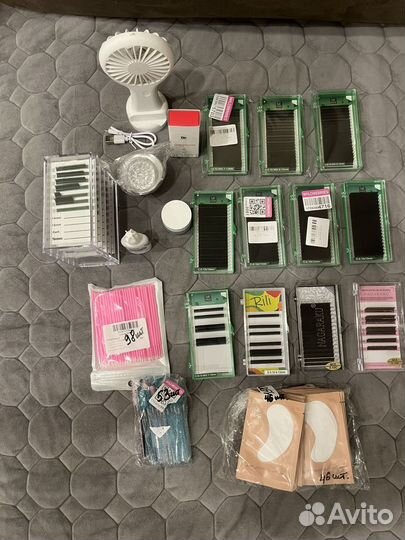 Для наращивания ресниц и ламинирования