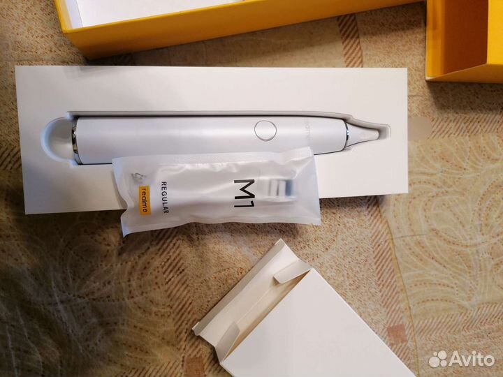 Электронная зубная щетка