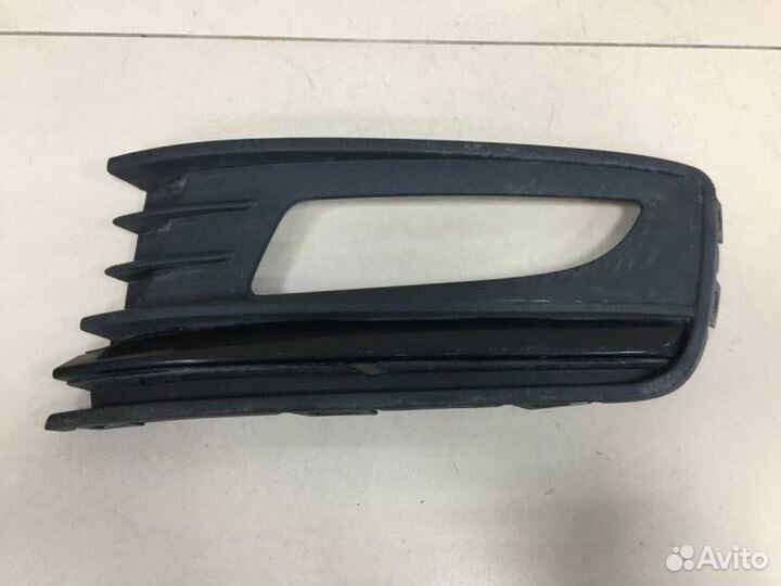 Рамка противотуманной фары левой Volkswagen Polo S