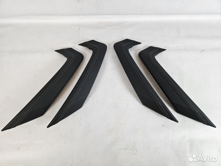 Накладки на ручки дверей серая строчка Vesta NG