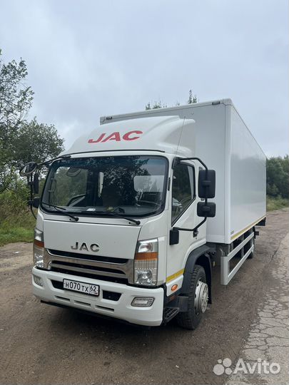 Водитель категории в с